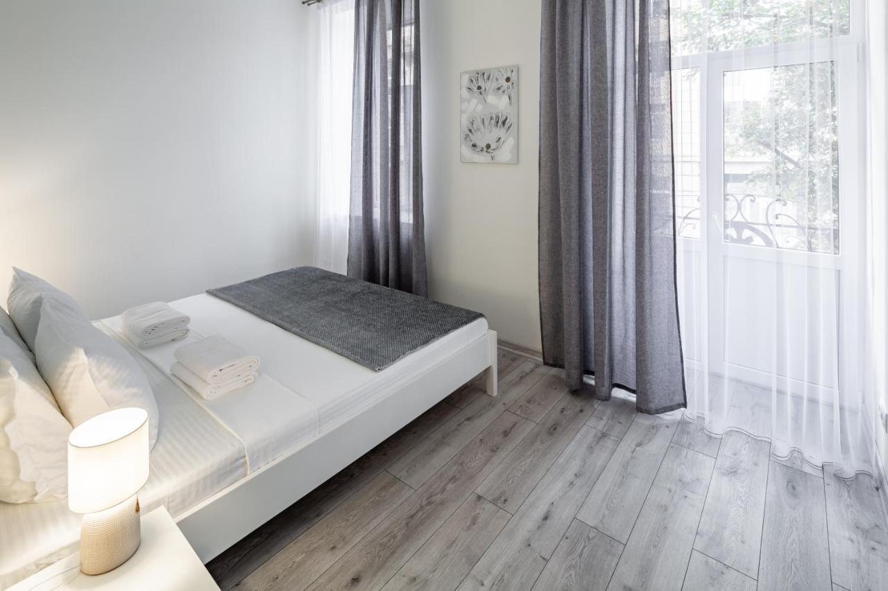 Alfa Apartments Kulisha 40 Lviv Exterior photo